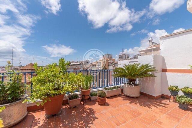 Àtic dúplex a la venda amb dues terrasses al centre de Sitges