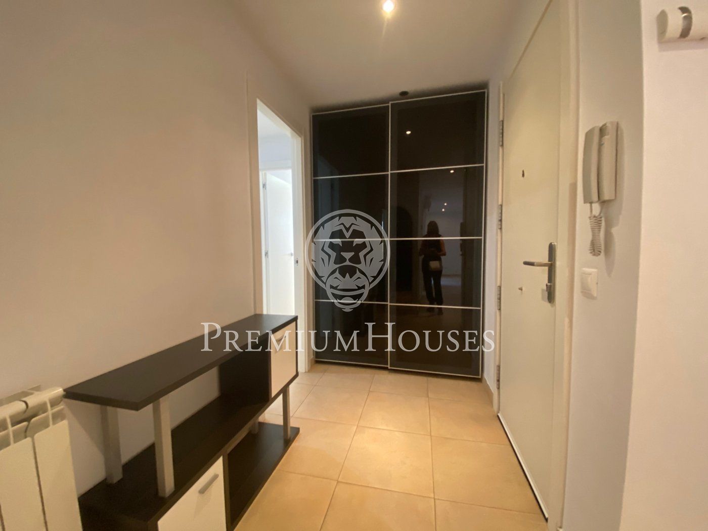 Planta baixa de lloguer amb pati interior i en bon estat a Sitges