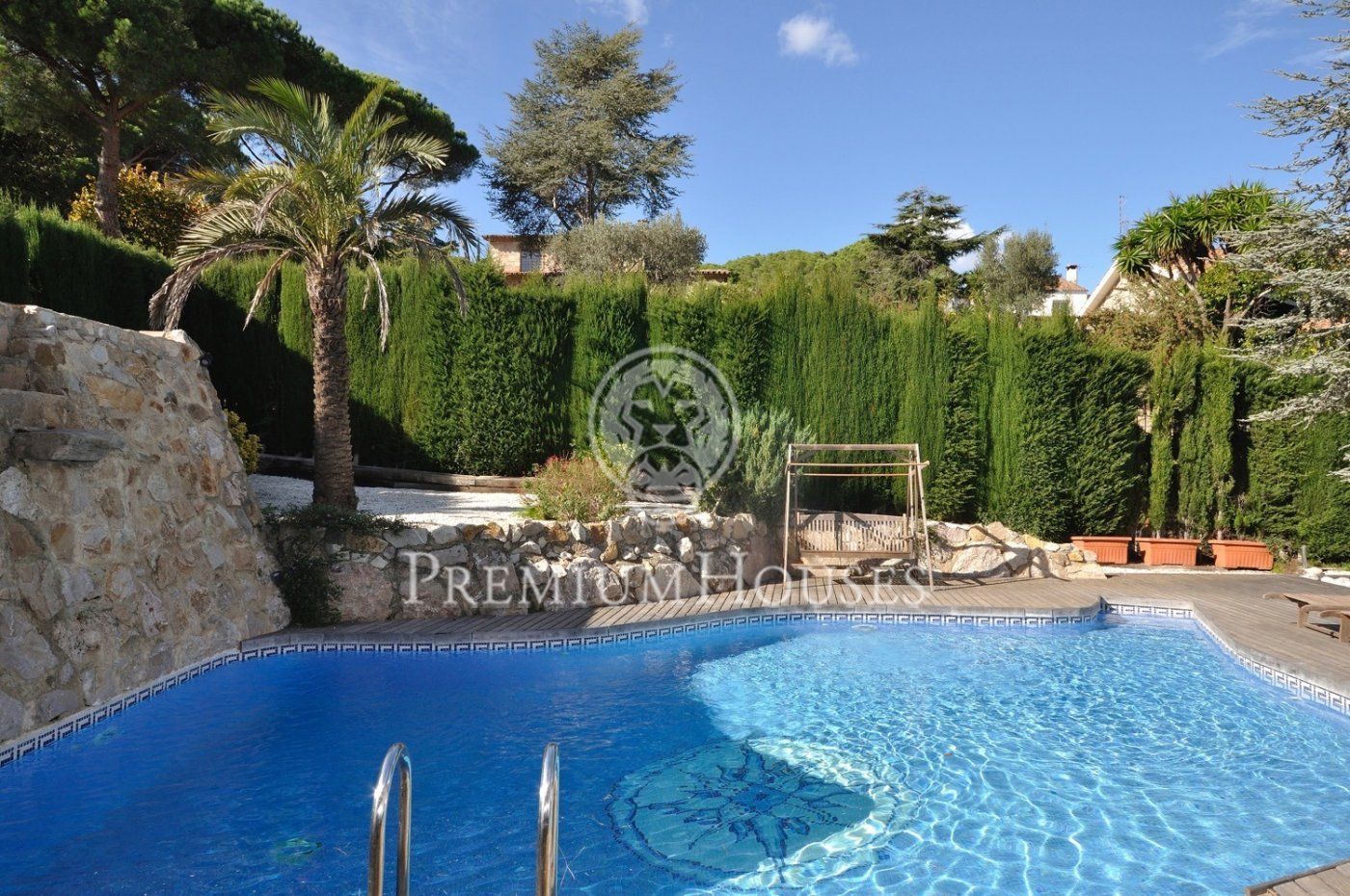Nature and pool environment in Argentona - Costa BCN