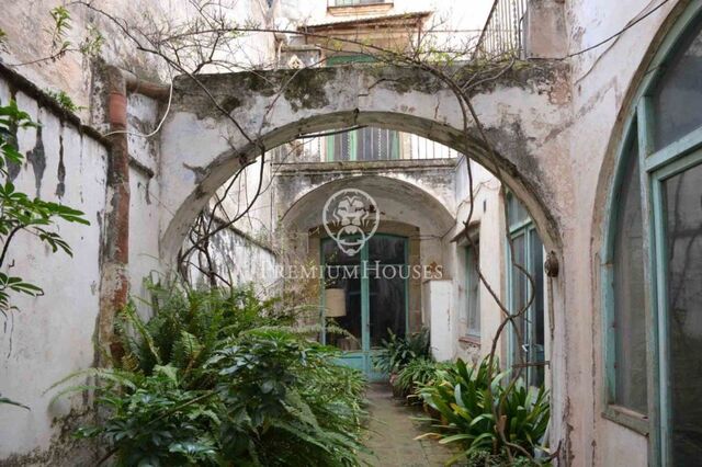 Building for sale in the center of Arenys de Mar