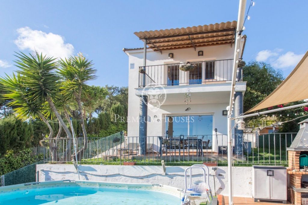 Casa en venda amb vistes al mar i la muntanya a Lloret de Mar