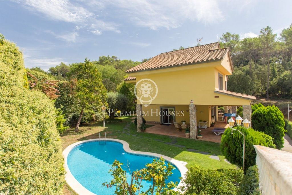 Casa amb piscina a Vallromanes - Barcelona