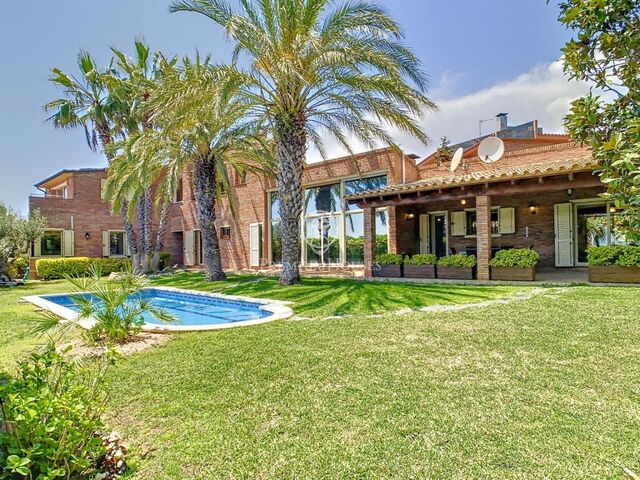 Casa de Lujo en venta en Sant Pol de Mar