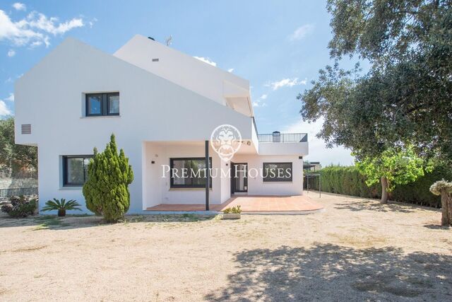 House for sale in Mataró. Can Quirze.