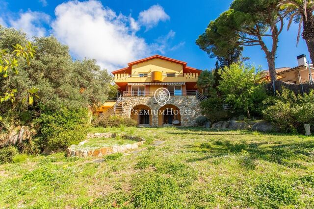 Виды на море. Arenys de Mar. Costa Barcelona