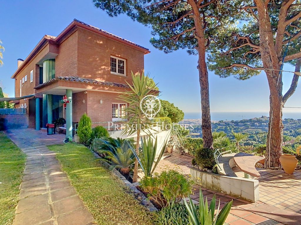 Casa en venda a Alella amb espectaculars vistes al mar
