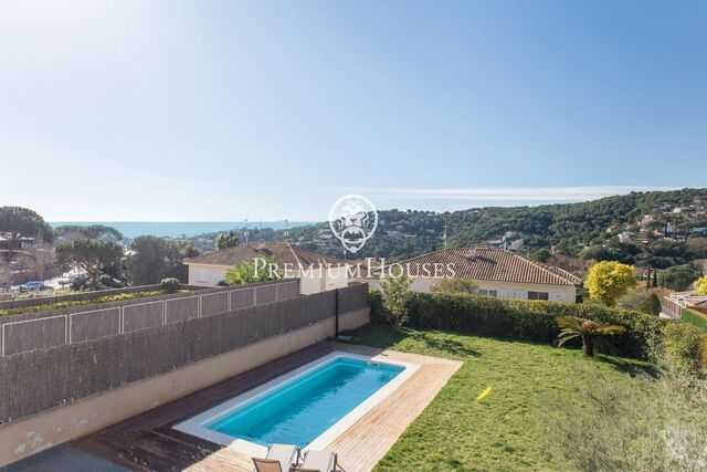 Spectacular Residence with Pool and Views in Cabrils, Zona Can Valls