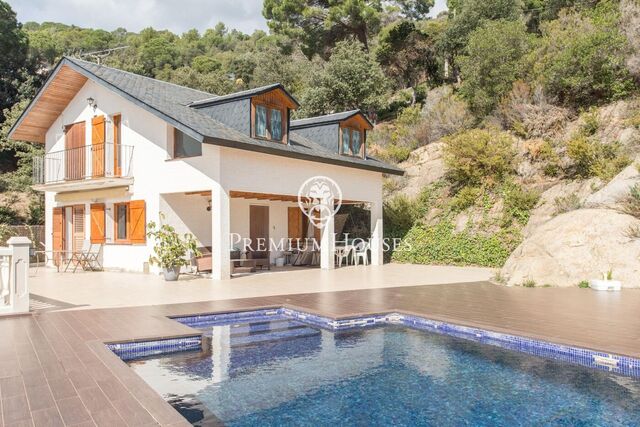 House with spectacular sea views for sale in Castellar de Indies