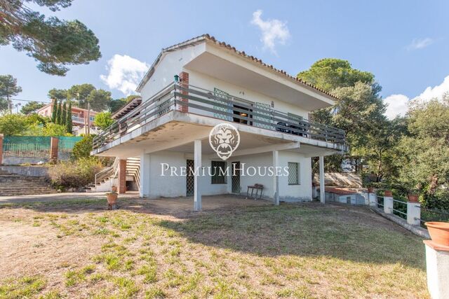 Detached house with exceptional sea views in Sant Cebrià de Vallalta