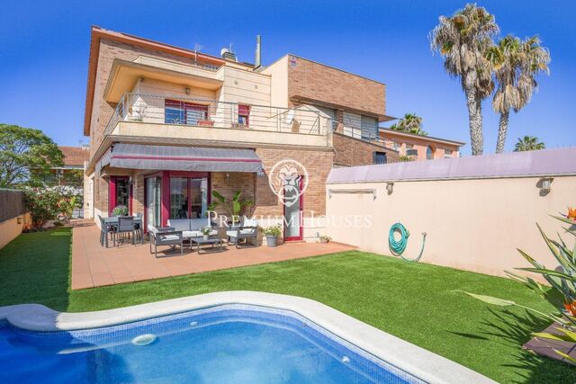 Semi-detached House with Garden and Swimming Pool in L’Aragai
