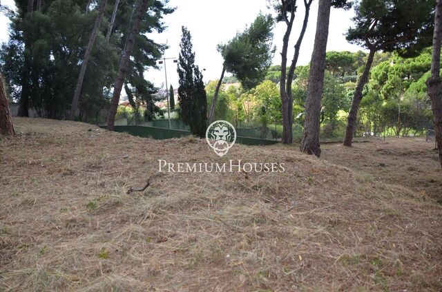 Terrain dans le centre d