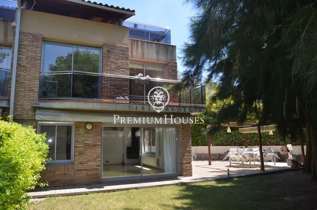 Adossat a Cabrils zona Ca l'Estrany