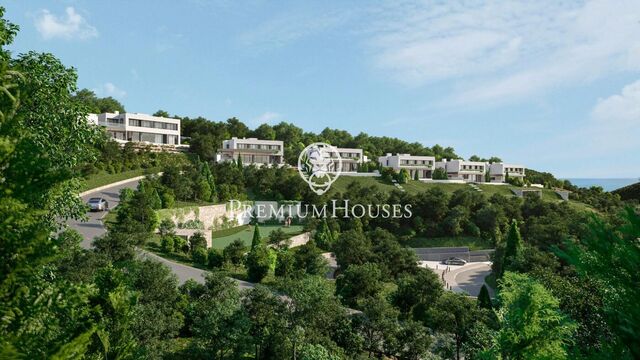 Maisons neuves exclusives avec vues frontales sur la mer