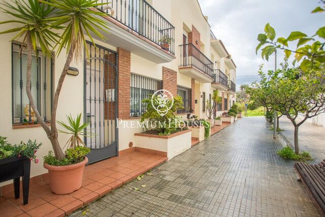 Casa adosada en venta en Pineda de Mar