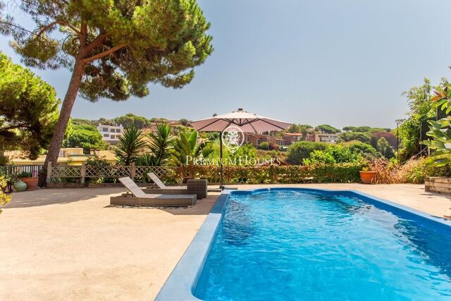 Mediterranean elegance with a breathtaking sea views and exceptional investment potential with a tourist license