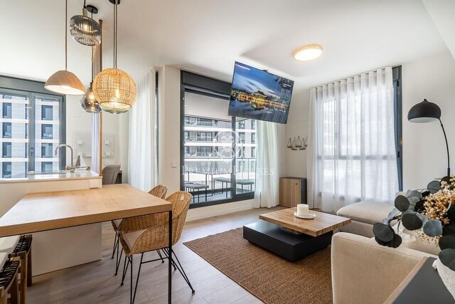 APARTMENT ON THE MARITIME FRONT OF BADALONA
