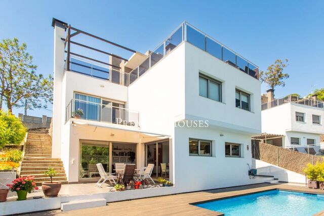 Casa en venda a Sant Cebrià de Vallalta - Urb. Vistamar