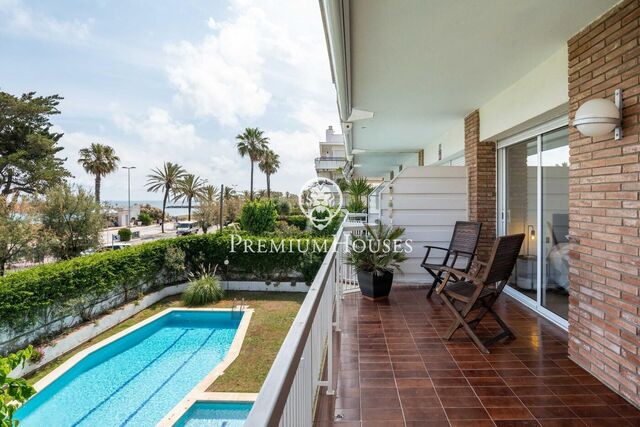 Appartement avec terrasse en front de mer au Vinyet