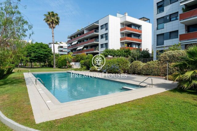 Appartement avec terrasse et piscine commune à La Plana