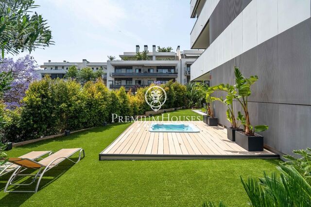 Planta baixa amb gran jardí a Aiguadolç