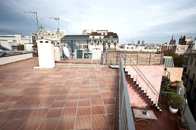 Excepcional dúplex  con terraza privada y vistas panorámicas a Ciutat Vella
