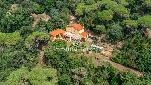 Charming farmhouse in Sant Iscle de Vallalta, Montnegre i el Corredor Natural Park