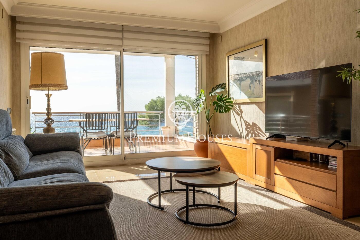 Casa independent en primera línia de mar en Urbanizacions de Llevant