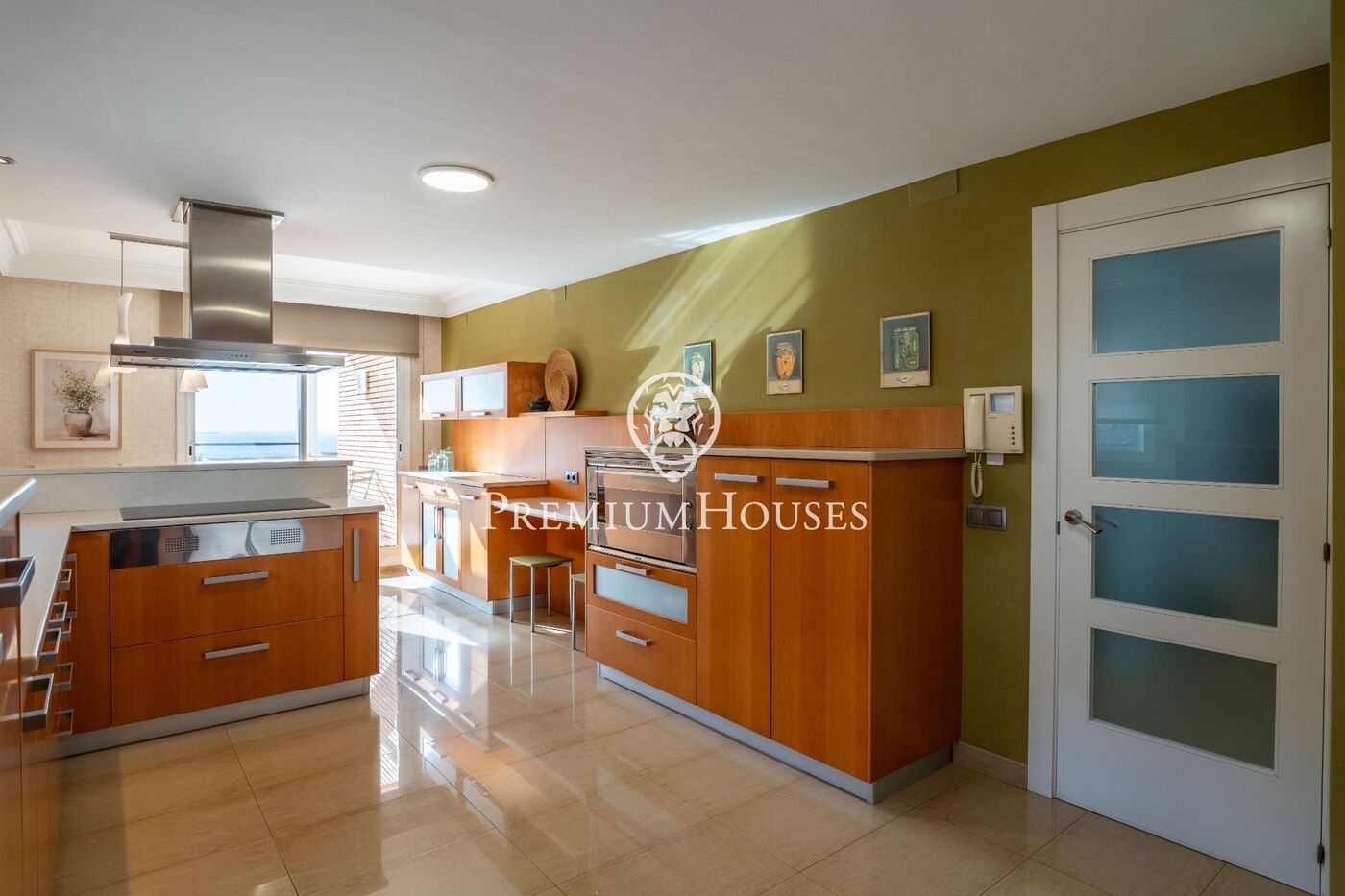 Casa independent en primera línia de mar en Urbanizacions de Llevant