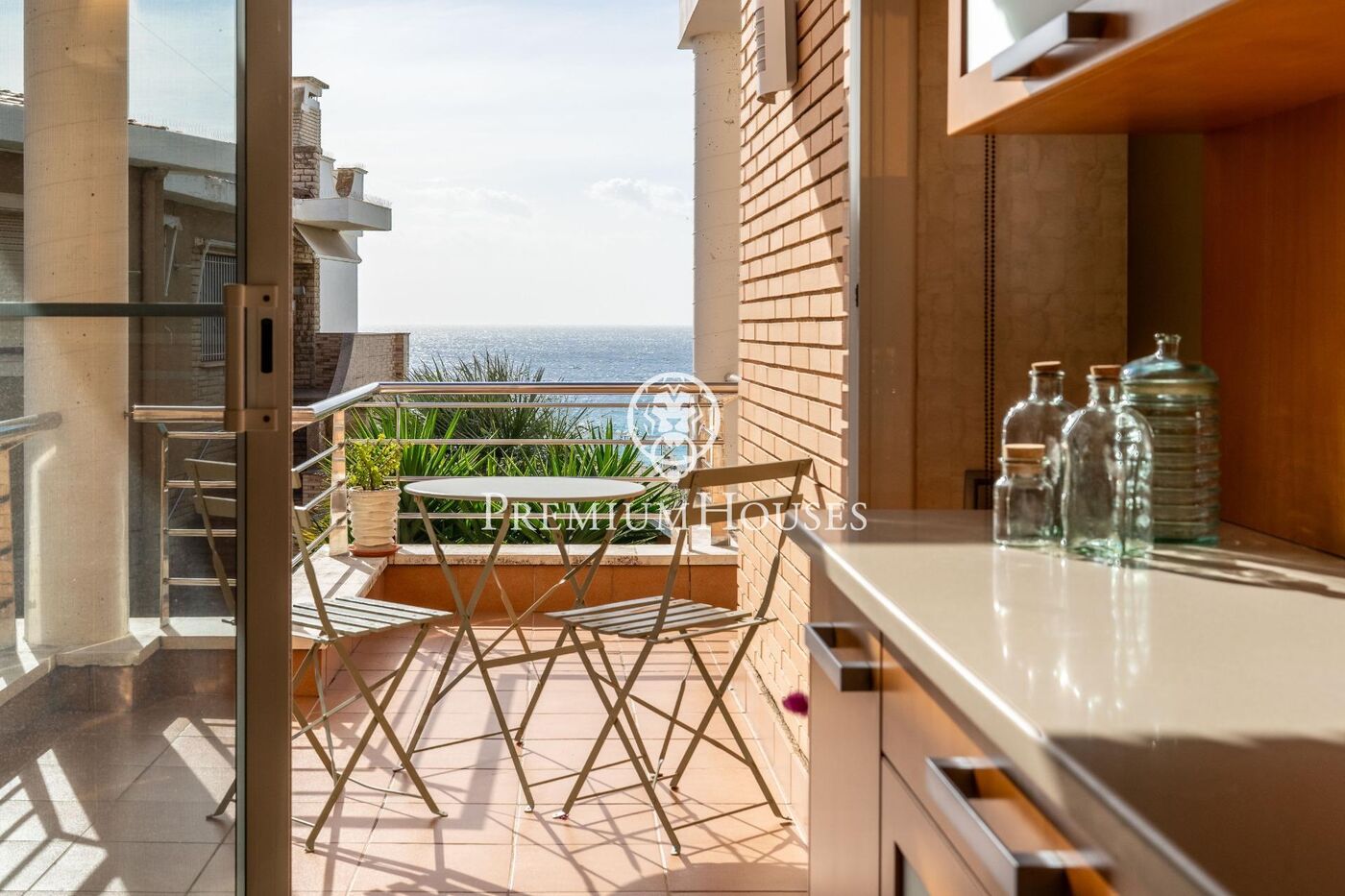 Casa independent en primera línia de mar en Urbanizacions de Llevant