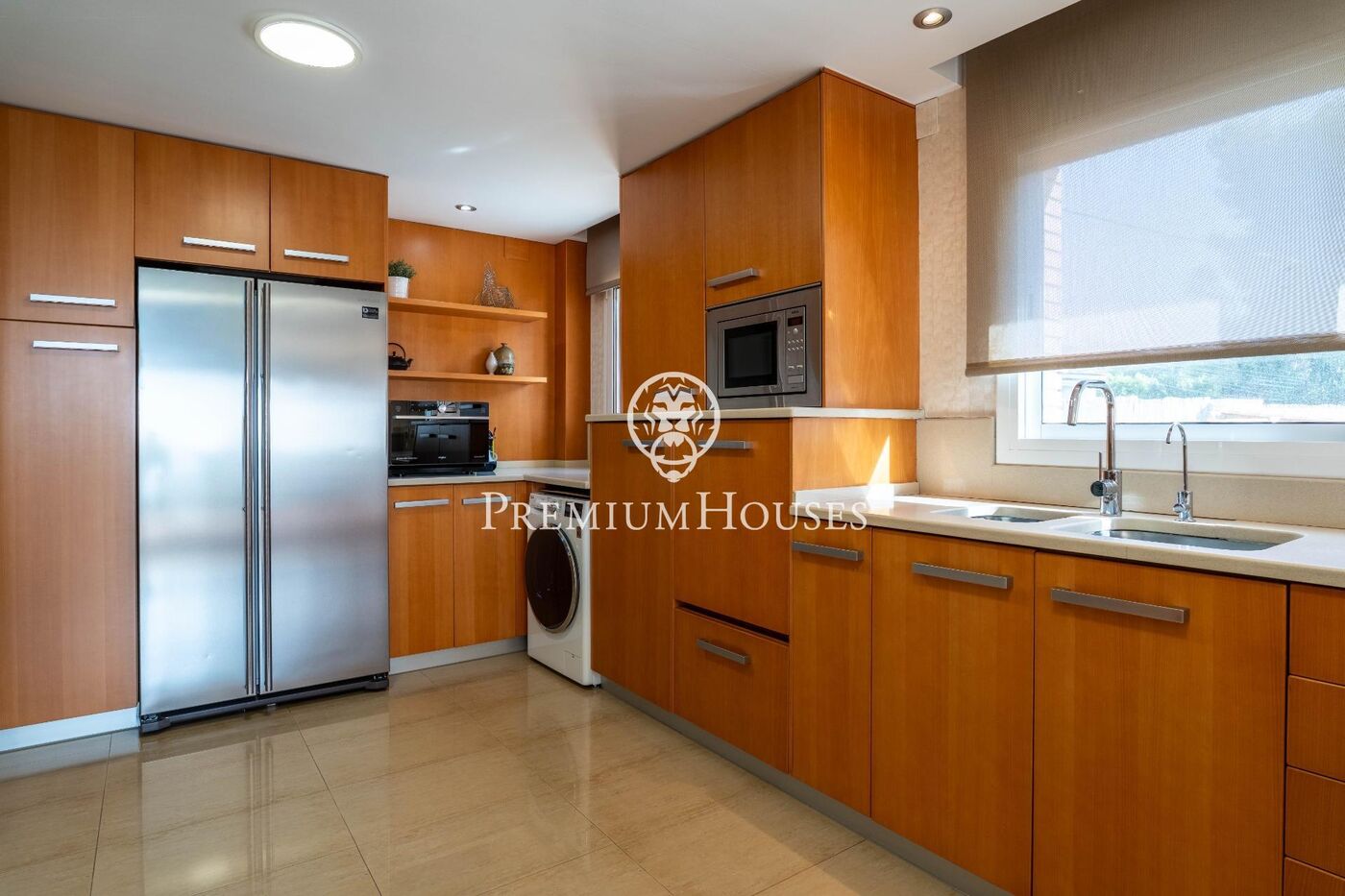 Casa independent en primera línia de mar en Urbanizacions de Llevant