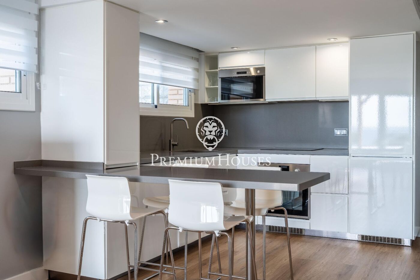 Casa independent en primera línia de mar en Urbanizacions de Llevant