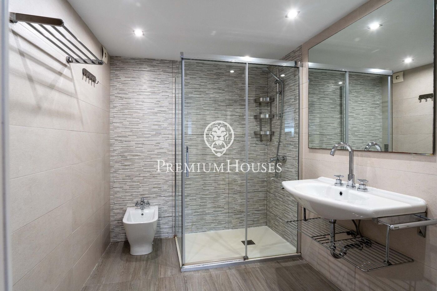 Casa independent en primera línia de mar en Urbanizacions de Llevant