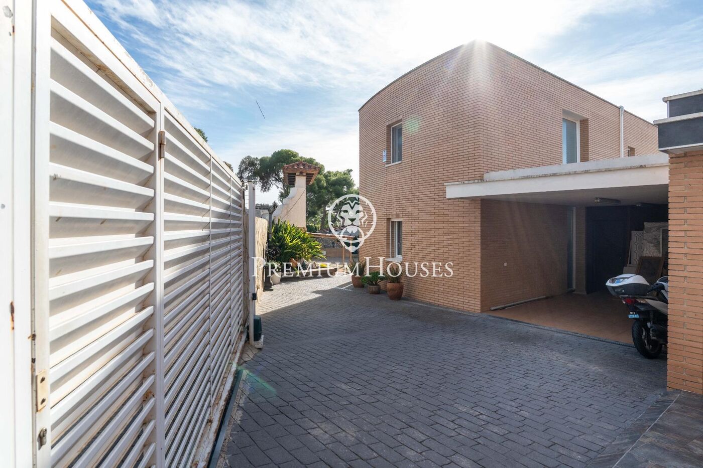 Casa independent en primera línia de mar en Urbanizacions de Llevant