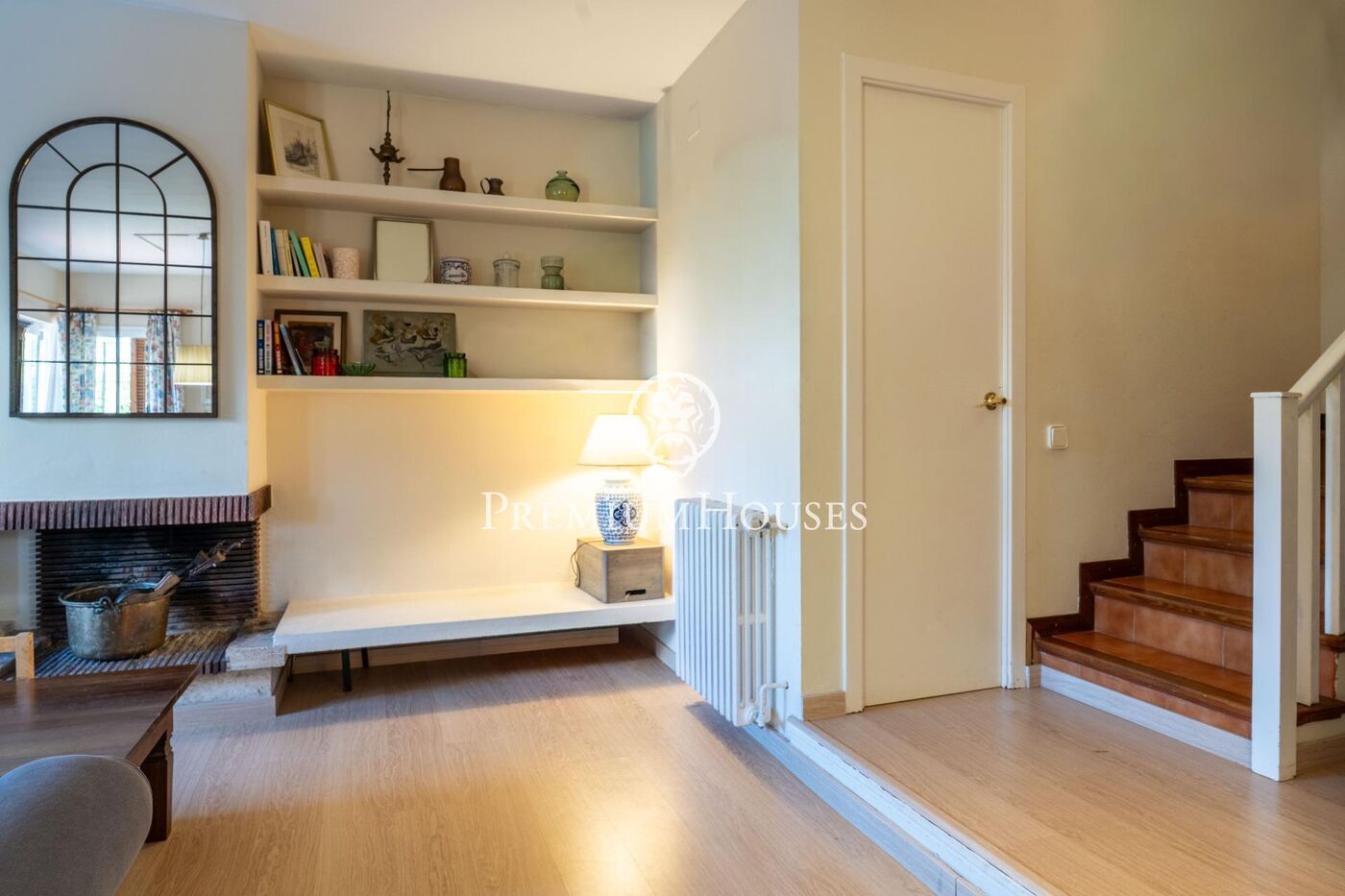 Pareado con jardín y piscina en el Vinyet