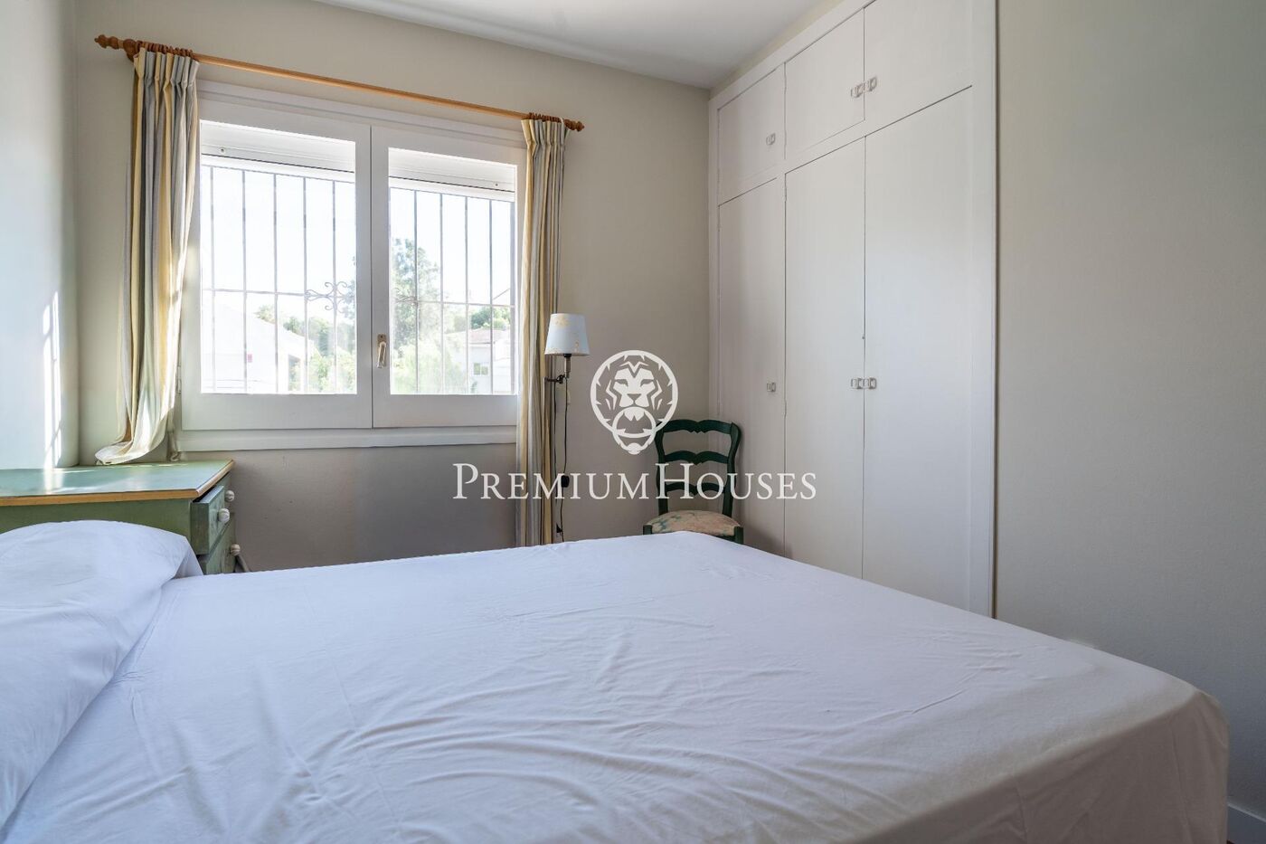 Pareado con jardín y piscina en el Vinyet