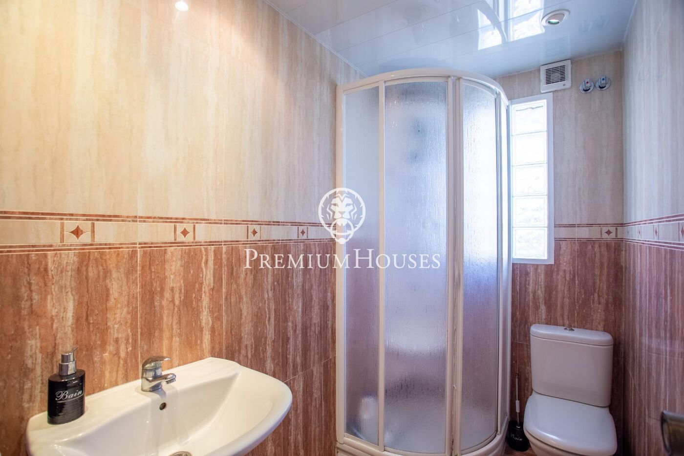 Casa en venta en Vistamar,  Sant Cebrià de Vallalta