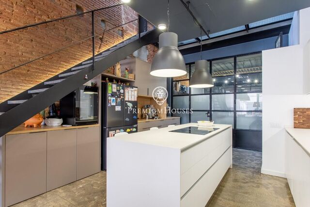 Spectacular designer house in the centre next to the beach