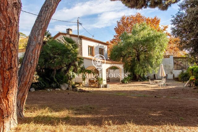 Casa semirreformada en venta en Sant Andreu de Llavaneres