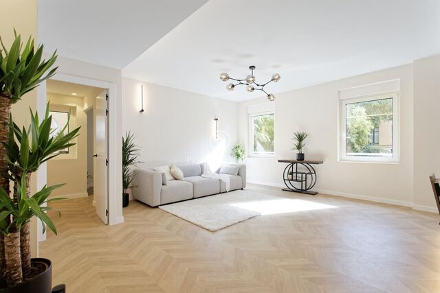 Piso reformado a estrenar, muy luminoso en El Born