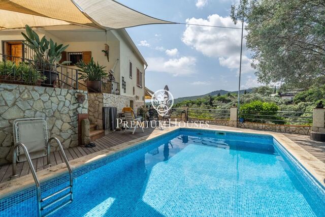 Casa en venta en Arenys de Munt con espectaculares vistas mar y montaña