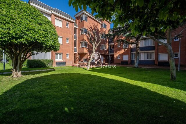 Ground floor flat for rent with garden in Las Llosas, Sant Andreu de Llavaneras