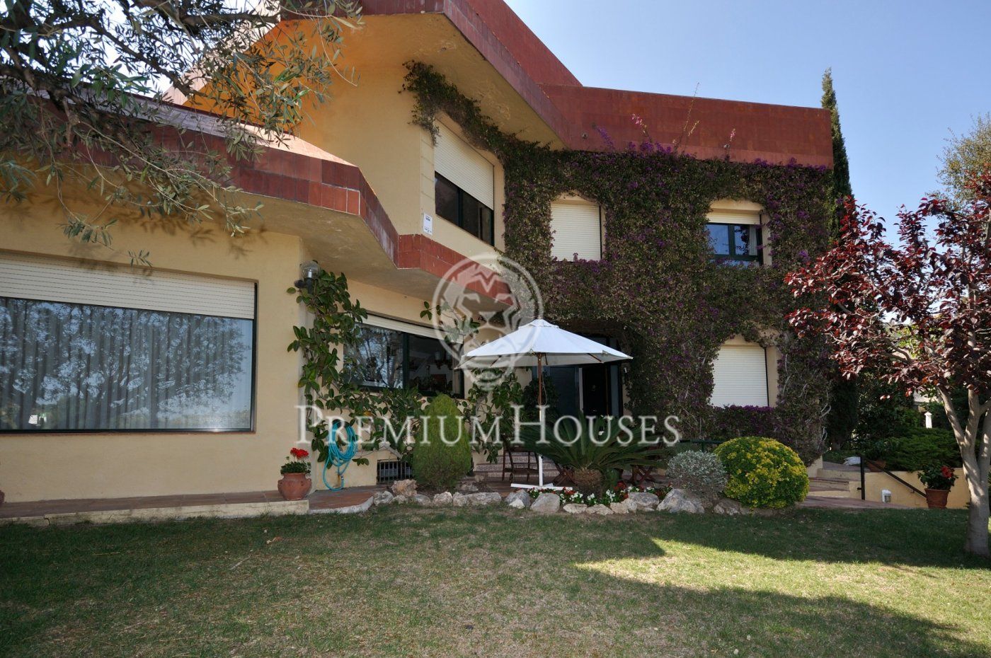 Beautiful house with privileged location in Mas Ram