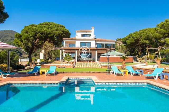 Espectacular casa con licencia turística en Arenys de Munt, con vistas panorámicas al mar y la montaña