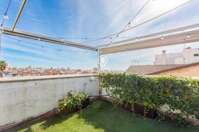 Spectacular large triplex penthouse for sale in the centre of Mataró
