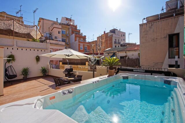 Dúplex con encanto histórico y diseño contemporáneo