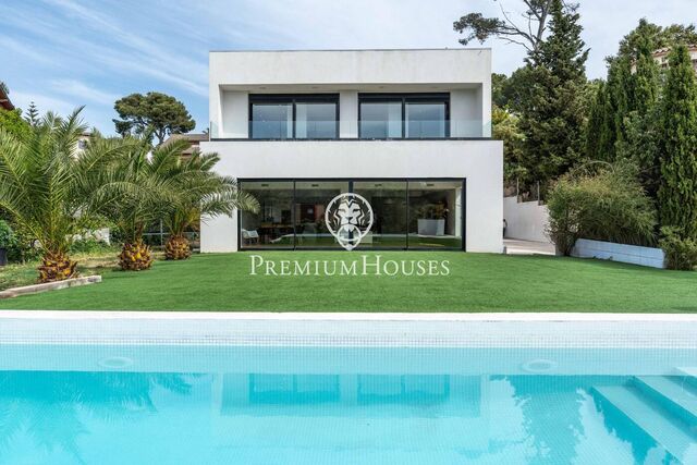 Maison individuelle avec jardin et piscine à La Sentiu