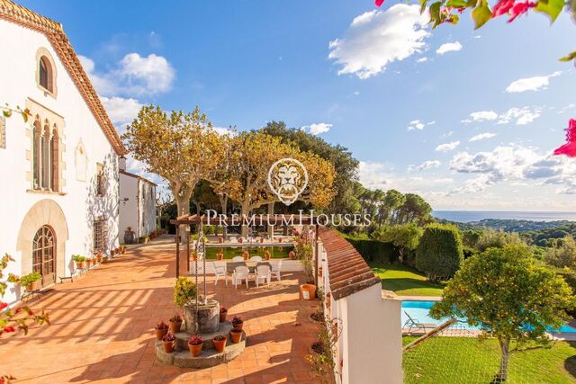 Historic farmhouse with sea views in the heart of the Maresme region