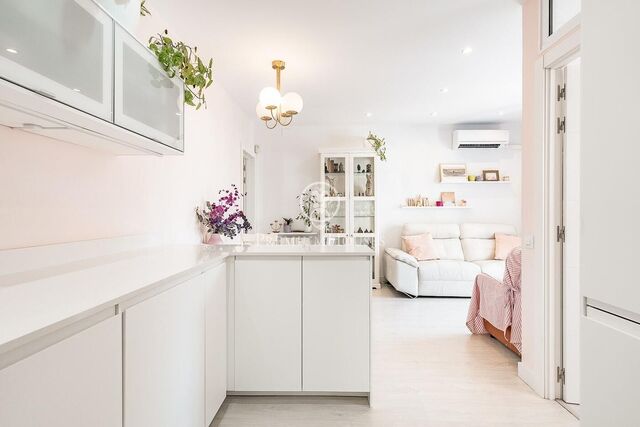 Exclusiva vivienda reformada con parking incluido en Avenida de Roma