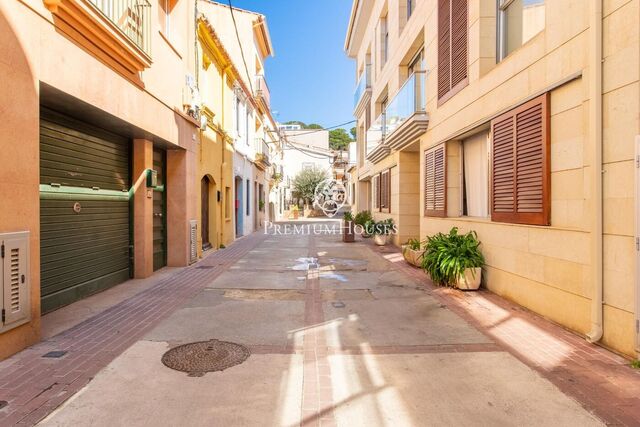 Casa y planta baja en venta en el  centro de Sant Andreu de Llavaneres
