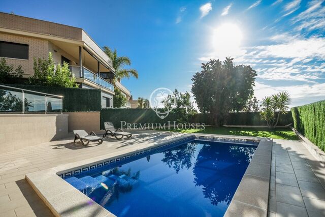 Casa independiente en venta en Premià de Dalt
